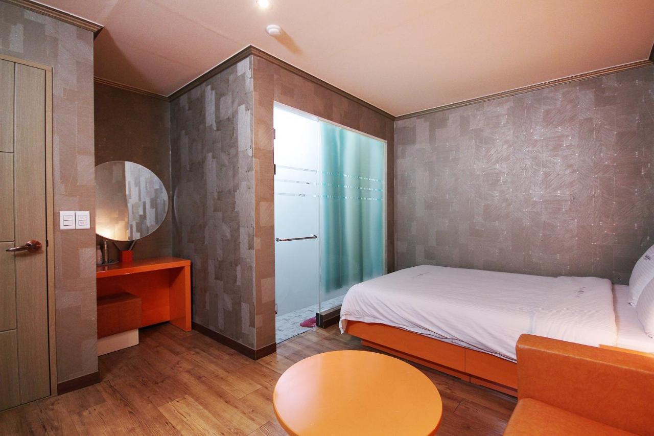 Apple House Motel Gyeongju Exterior photo